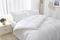 Couette en Microfibre haut de gamme toutes saisons