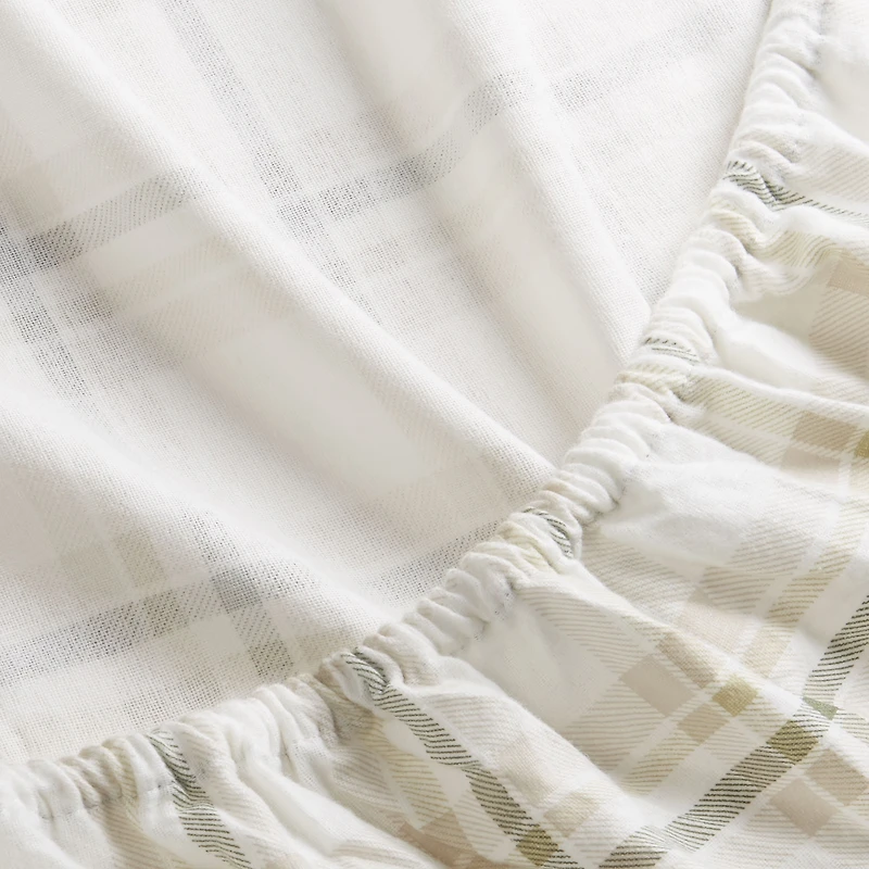 HOMETRENDS 4-Piece Aberdeen Plaid Flannel Sheet Set, Queen, 100% Cotton