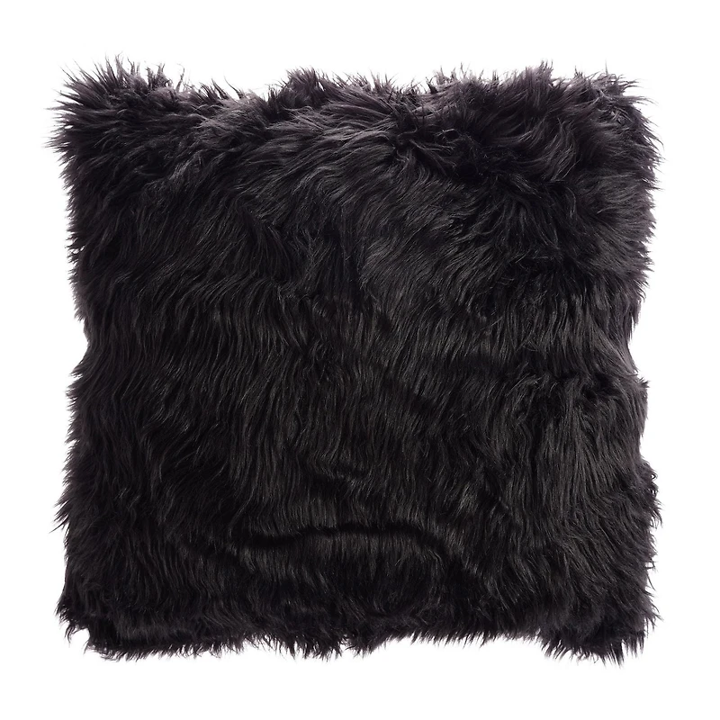 Coussin en fausse fourrure