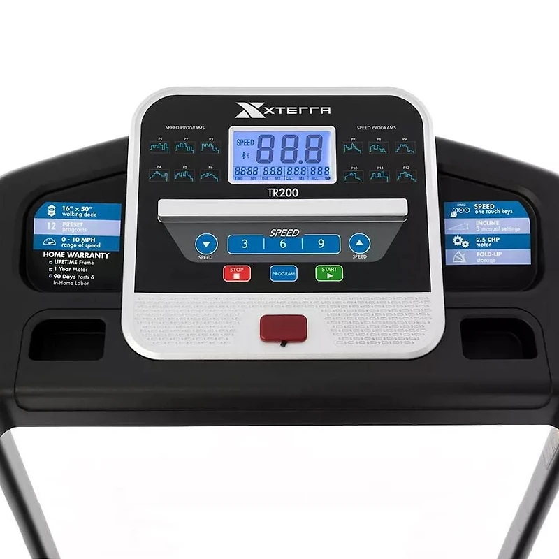 Xterra Fitness TR200 Tapis de course pliant 2.25 HP | Surface de course 16«  X 50 » | Ecran LCD 5.5 » Rétro-éclairé bleu - 16004402000