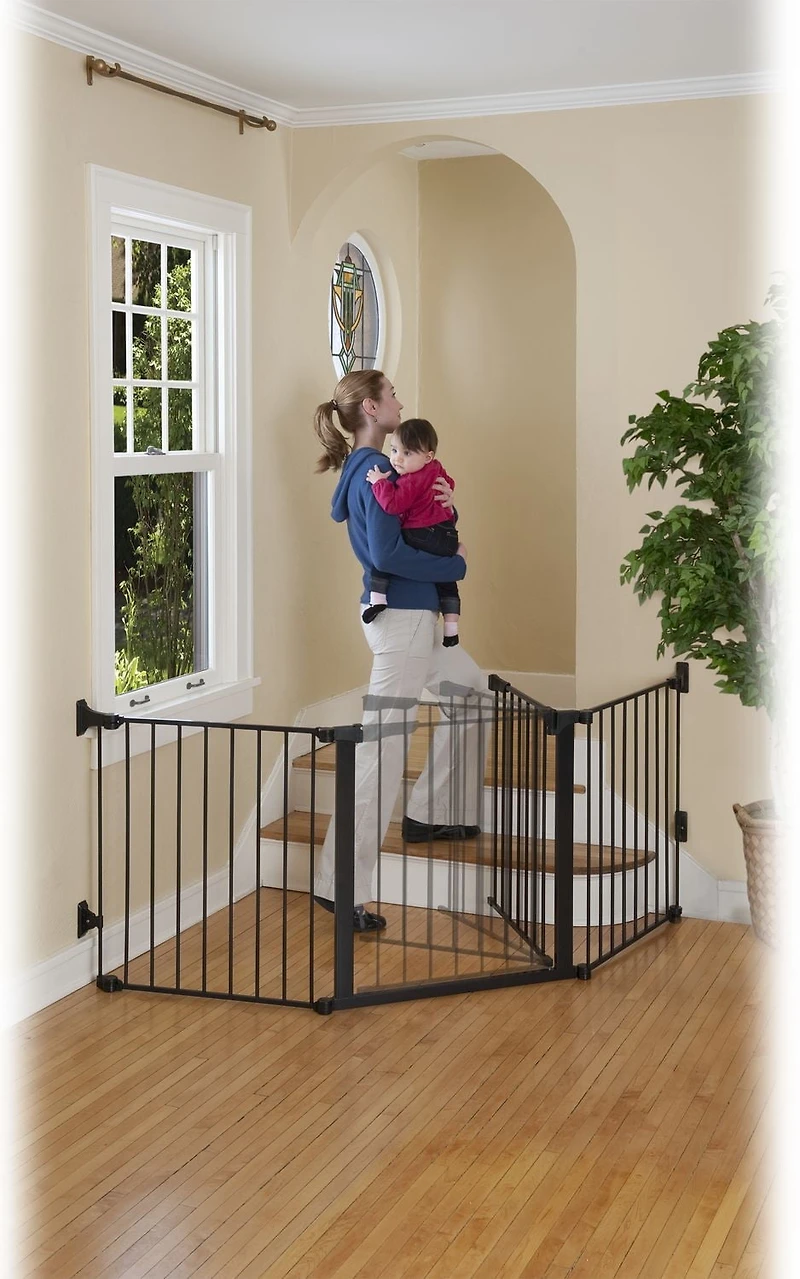 KidCo Auto Close Configure Gate (24" Door) Black