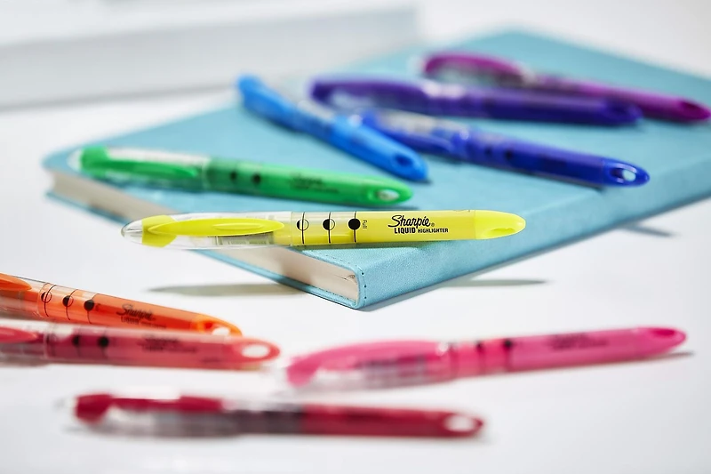 Surligneurs liquides Sharpie, pointe biseautée, couleurs assorties