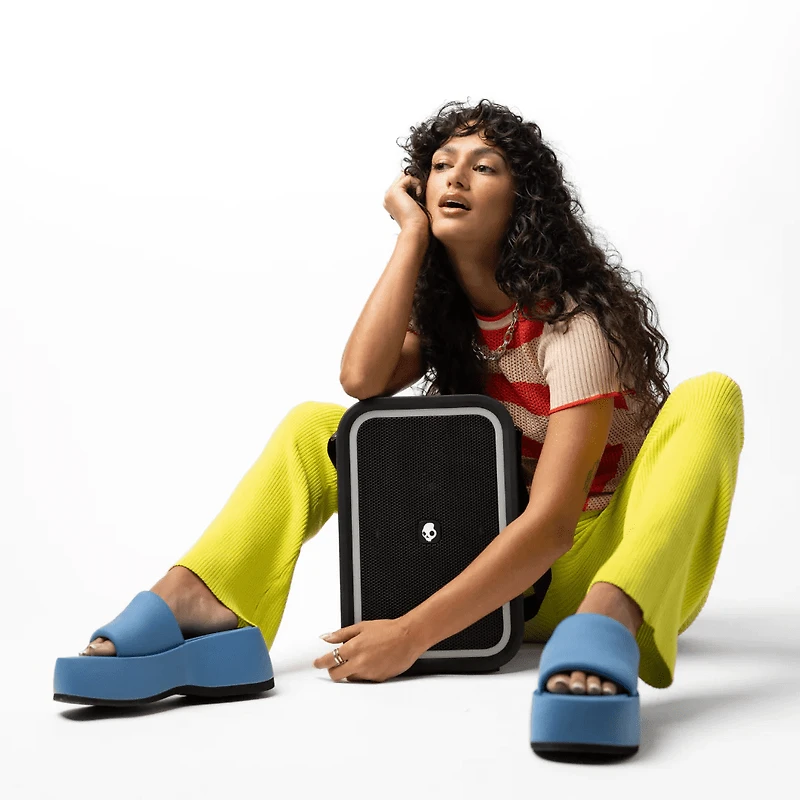 Skullcandy Stomp Waterproof USB Charge Out LED Lighting Wireless Bluetooth Portable Speaker, Black, STOMP XT