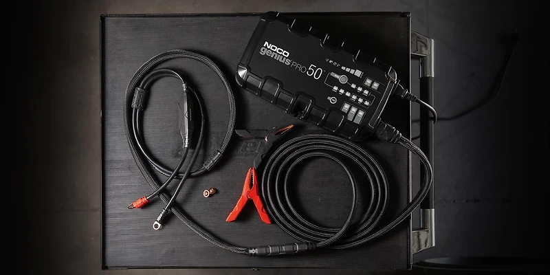 NOCO GENIUSPRO50, chargeur de batterie de voiture intelligent 50 A, chargeur automobile portable 6 V, 12 V et 24 V, mainteneur de batterie, chargeur d'entretien et désulfateur pour batteries AGM, lith