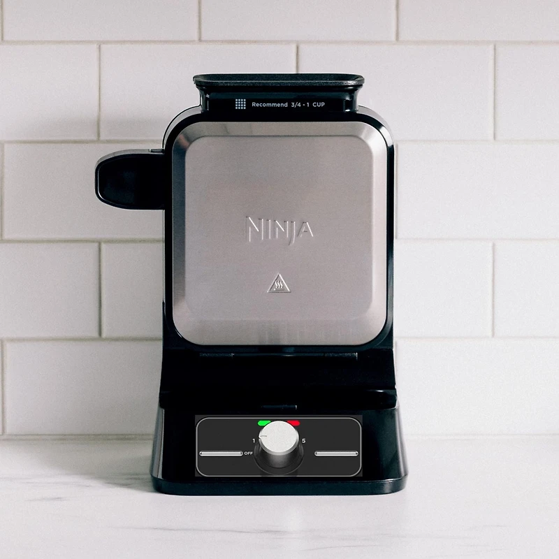 Ninja BW1000C NeverStick Belgian Waffle Maker