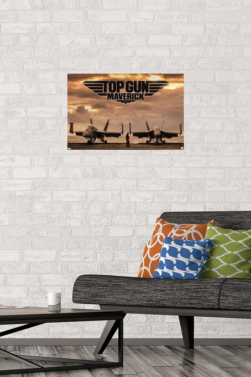 Top Gun: Maverick - Deck Wall Poster