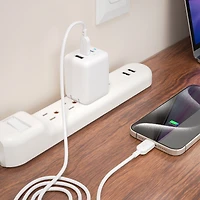 Chargeur mural multi-ports onn 62 W, ​​charge rapide, USB-C/USB-A, certifié USB-IF, prise pliable, blanc