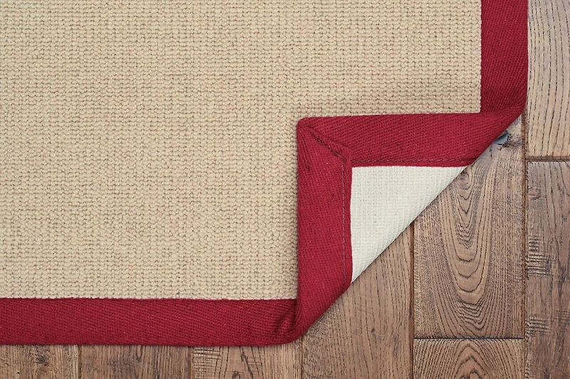 Tapis d'appoint Athena naturel et rouge de 1 pi 10 po x 2 pi 10 po