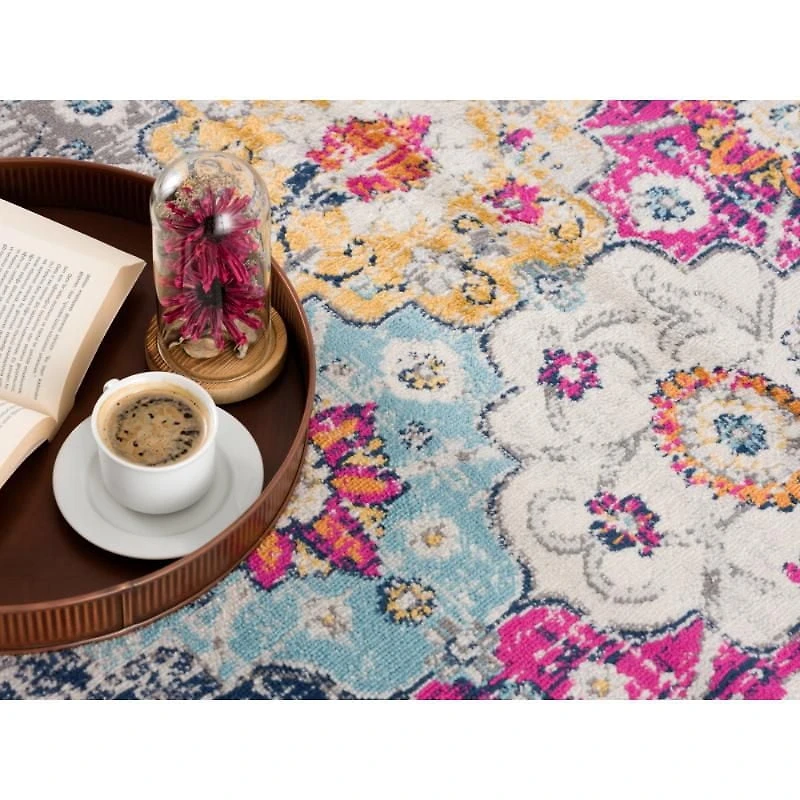 Tapis floral moderne de la collection Savannah Rug Branch