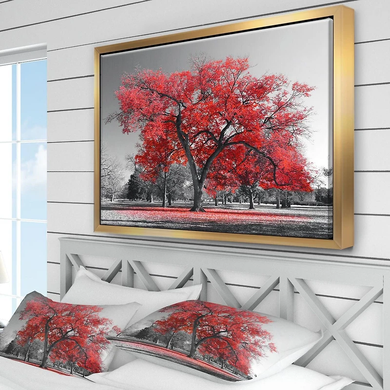 Designart Grand arbre rouge le jour brumeux ART MURAL À CADRE FLOTTÉ