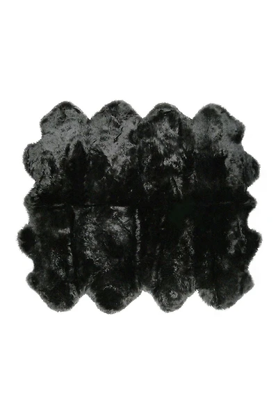 NEW ZEALAND SHEEPSKIN OCTO RUG 7' X 6'