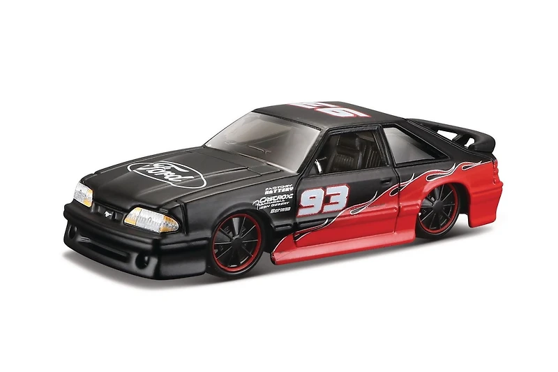 Maisto 1:64 Design Assortment, Ships randomly based on avalilablity.
