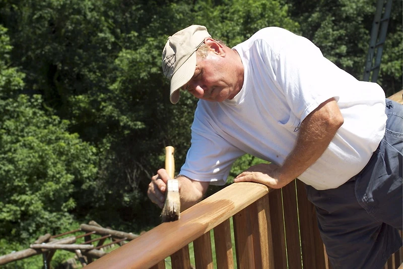 Wolman™ DuraStain® One Coat<br>Waterproofing Semi-Transparent Stain