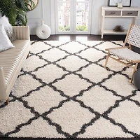 Safavieh Dallas Logan Geometric Shag Area Rug