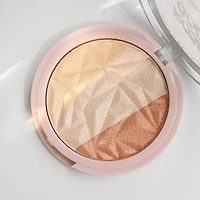 Hard Candy Enlumineur Just Glow, Poudre Compacte, Éclat Scintillant, Or Rose 3 teintes en 1