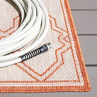 SAFAVIEH Beach House Faith Geometric Indoor/Outdoor Area Rug
