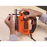 BLACK+DECKER BDEJS600C 5 Amp Jig Saw