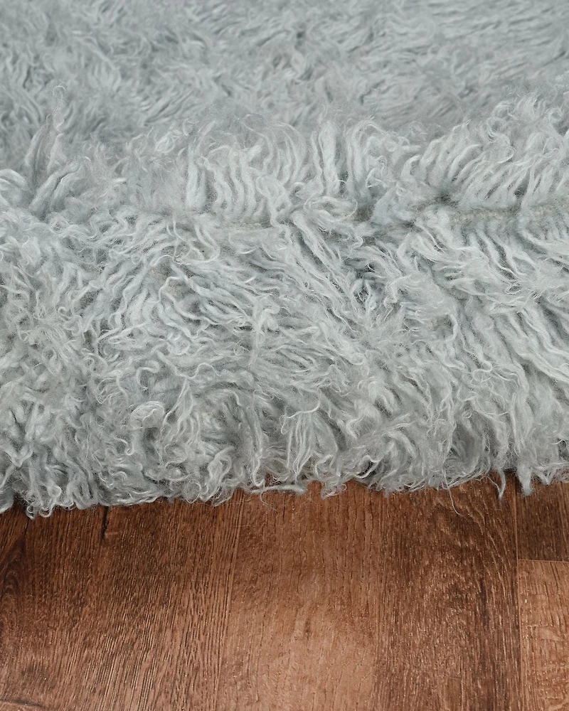 New Flokati 1400gr 5' x 8' Area Rug, Light Grey