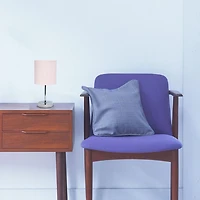 Simples Conceptions Mini lampe de table de base chromée avec abat-jour en tissu, rose fard