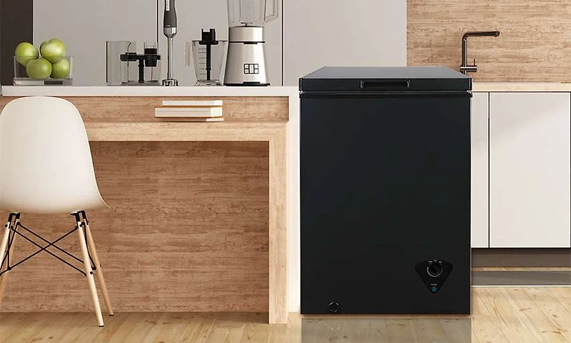 Arctic King 3.5 Cu. ft. 19.5" Chest Freezer