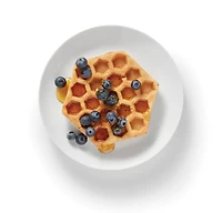 Ricardo Mini Waffle Maker, Non-Stick Plates, Quick Honeycomb Waffles, Compact Vertical Storage, Easy to Clean, 520W, Green