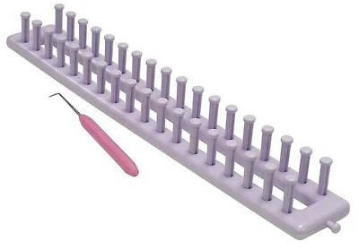 CRAFTING ESSENTIALS Long Knitting Loom Set 41 cm (16) with Hook & Needle