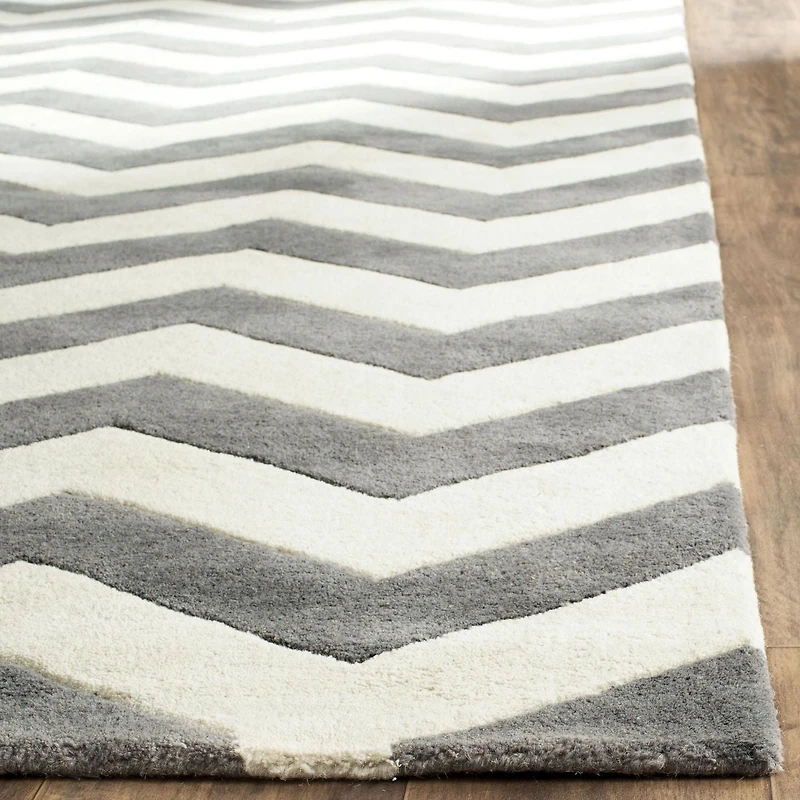 Safavieh Chatham Jake Zigzag Stripes Area Rug
