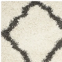 Safavieh Dallas Logan Geometric Shag Area Rug