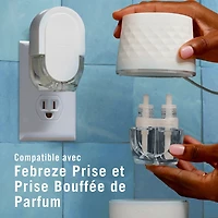 Assainisseur d’air à brancher Febreze, recharge d’huile parfumée qui combat les odeurs, parfum Croustade aux canneberges, 4 recharges