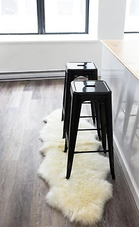 H-Natural New Zealand Sheepskin Rug