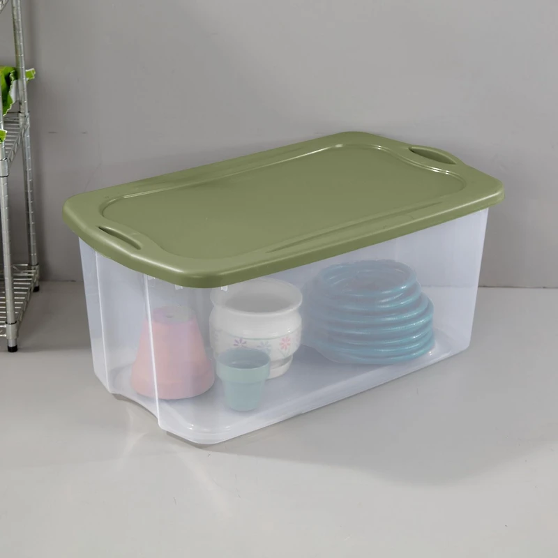 Sterilite Bac EZ Carry de 114 L, très grand bac de rangement transparent avec couvercle vert et poignées intégrées, 4 Pk