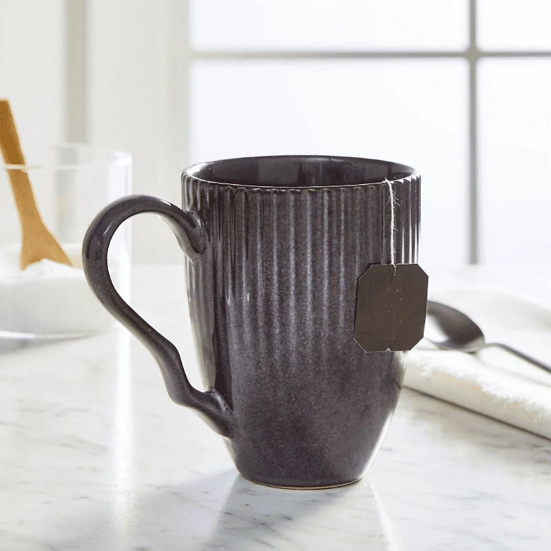 Tasse en céramique grise Sawyer de Better Homes & Gardens (37 cl)