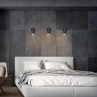Projecteur convertible pour le mur ou le plafond de 4,5 po à DEL intégrées, noir mat à tête pivotante