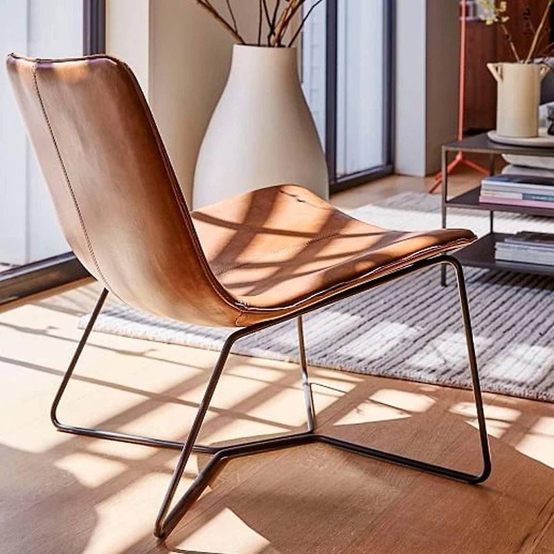 Chaise d'appoint Heavenly Collection, chaise en PU, chaise en PU avec cadre en métal noir, chaise longue, chaise longue en PU, chaise de salon, chaise de salle à manger, chaise de studio, chaise de re