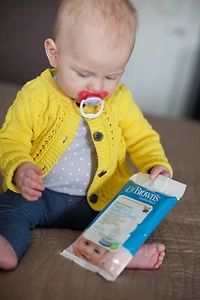 Dr. Brown’s™ Pacifier and Bottle Wipes for Babies and Toddlers - 40ct, 40 wipes
