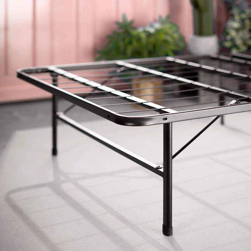 Base de lit plateforme pliable en métal Zinus SmartBase, simple, 14 po, portable, aucun outil ni sommier requis, noir