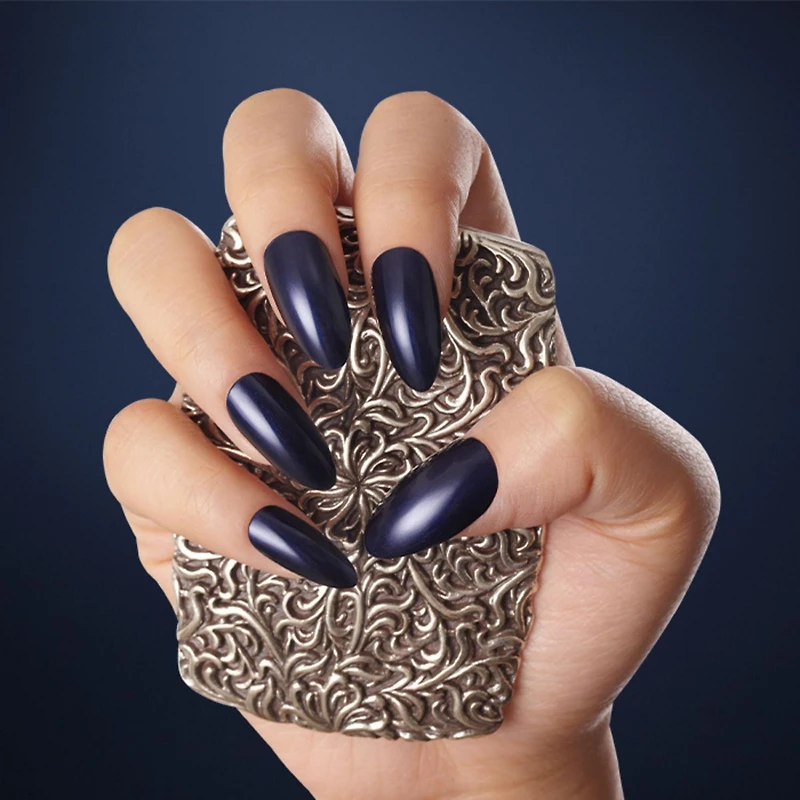 Kiss 100 faux ongles - Longs, modèle Stiletto Allure et longueur parfaites.