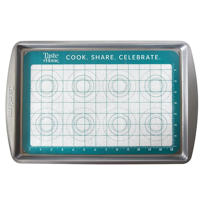 Taste of Home 4058 Baking Sheet Bundle 3 piece