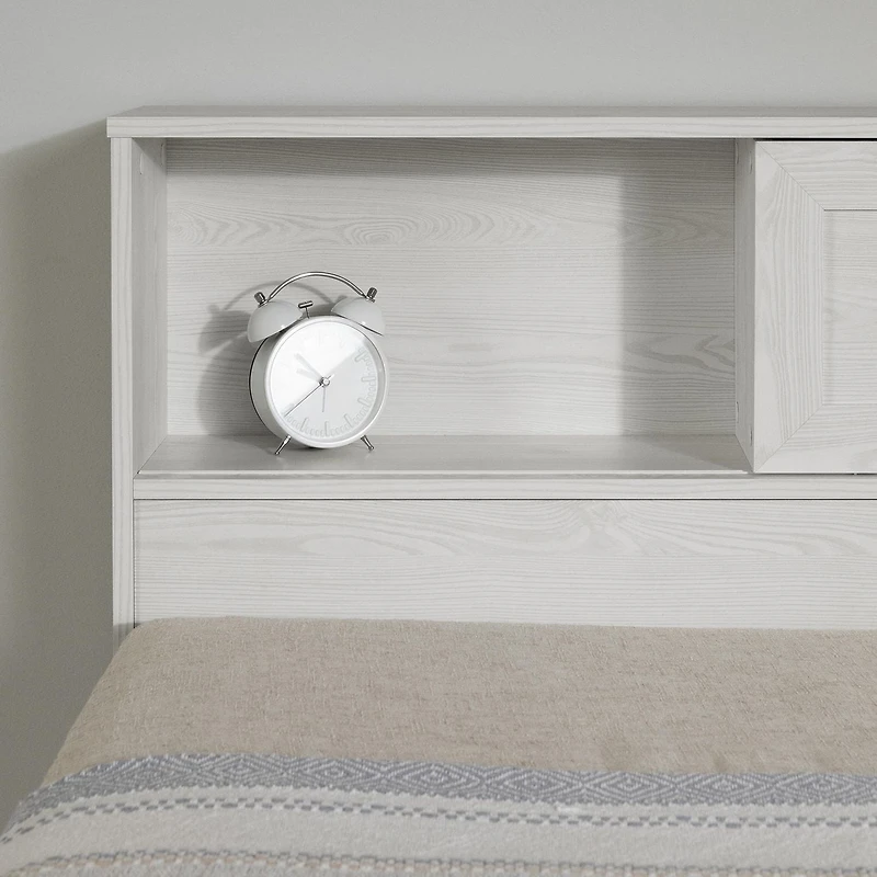 South Shore Hazen Twin Mates Bed with 3 Drawers and Headboard Set, in White Pine