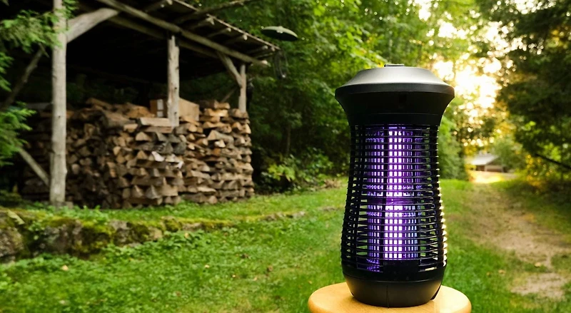 GREENSTRIKE® Elektra Bug Zapper Series 3200