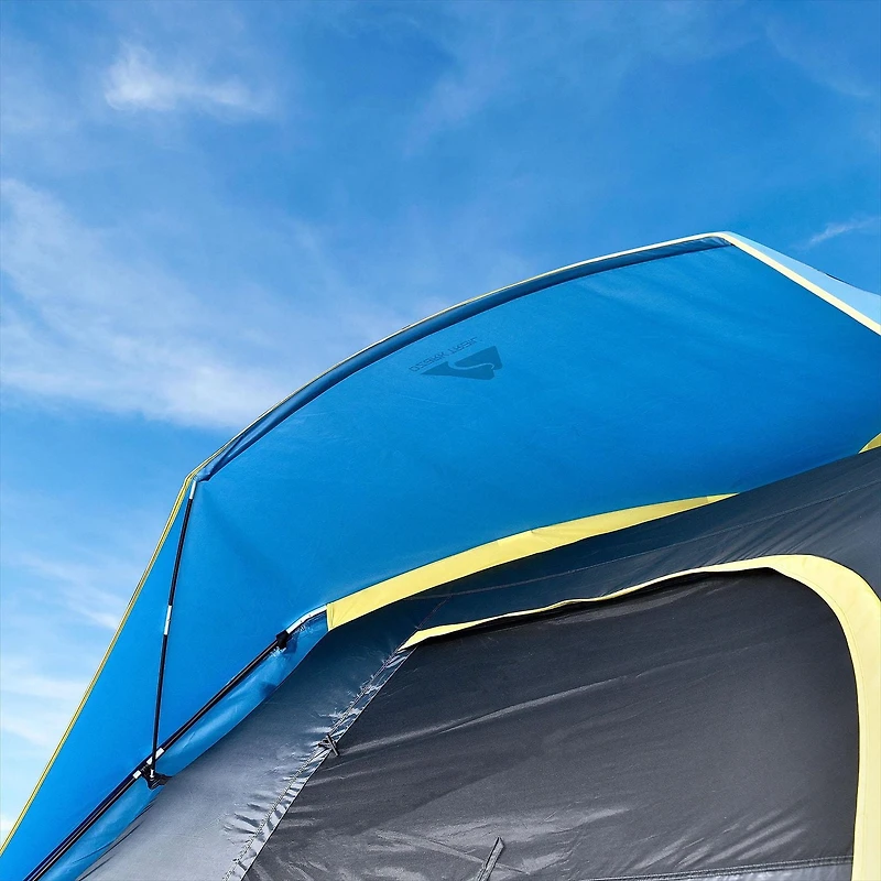 Ozark Trail, Tente dôme pour 6 personnes, auvent de pluie, mâts en fibre de verre faciles à assembler. Couleur bleue, idéale pour le camping familial, 14,55 livres.