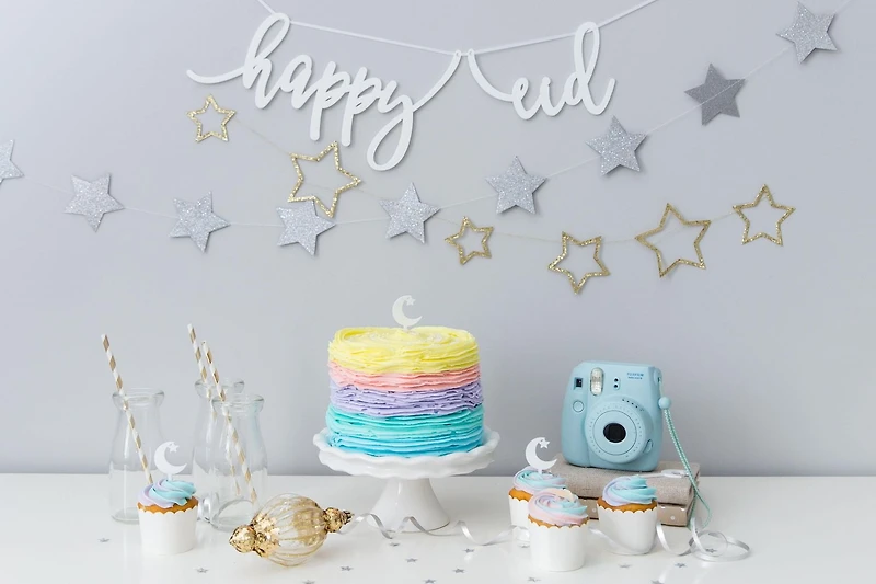 modernEID glitter star garland