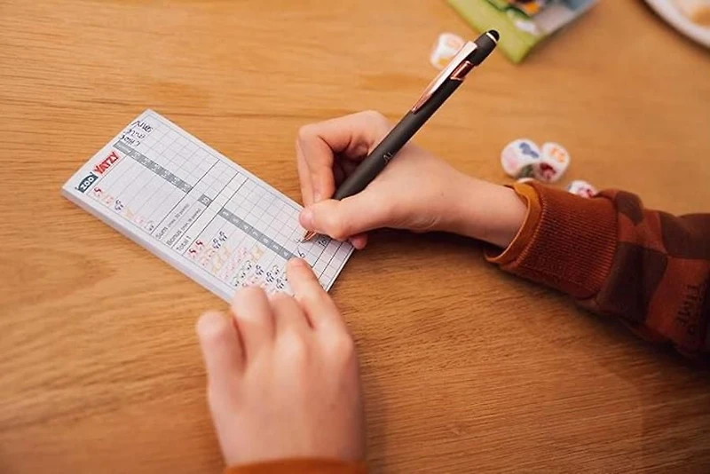 Smart Games Zoo Yatzy - Dice Game - 5+