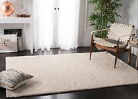 SAFAVIEH August Carlene Solid Plush Shag Area Rug
