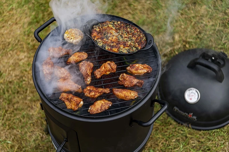 Fumoir en forme de balle Char-Broil de 16 po