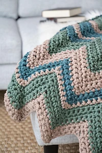 Lion Brand Cover Story Lazy Days Thick & Quick Yarn #6 Super Bulky Polyester Yarn 250g/144m 1 Ball