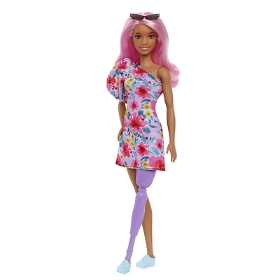 Barbie Fashionistas Poupée, cheveux roses, jambe artificielle
