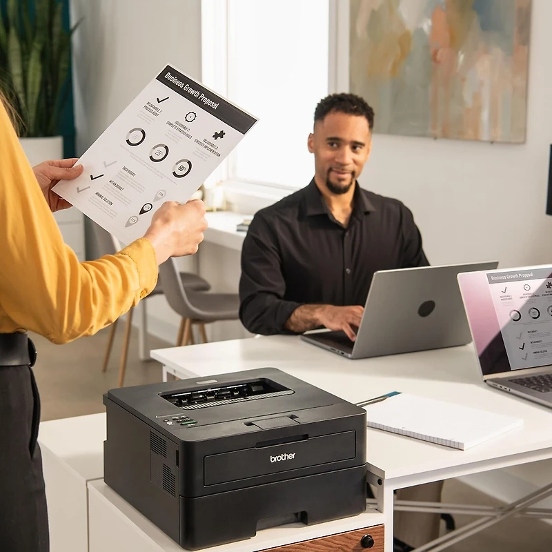 Brother HL-L2460DW Imprimante laser monochrome pour bureau compatible avec l’Abonnement Refresh, avec impression mobile et recto verso et cartouche de 700 pages
