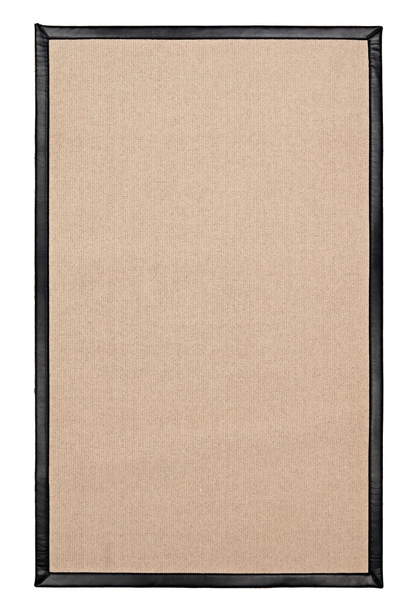 Tapis d'appoint Athena en laine naturelle et PU noir de 1 pi 10 po x 2 pi 10 po