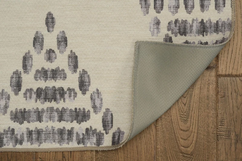 Outdoor Washable Navarre Ivory & Brown 7' x 9' Area Rug